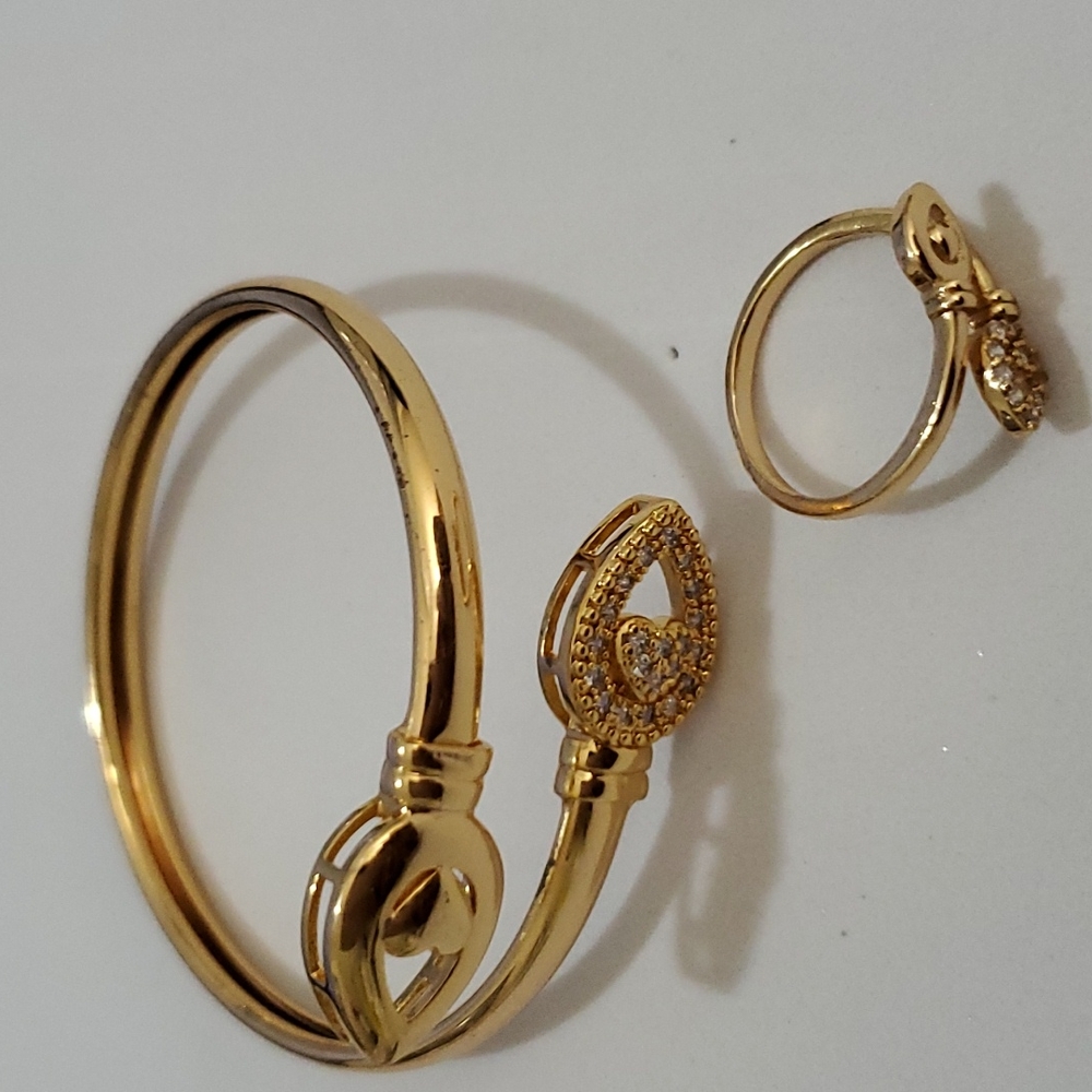 2pcs Gold Plated Open Bangle Bracelet &  Ring Set Rhinestone Women Gift